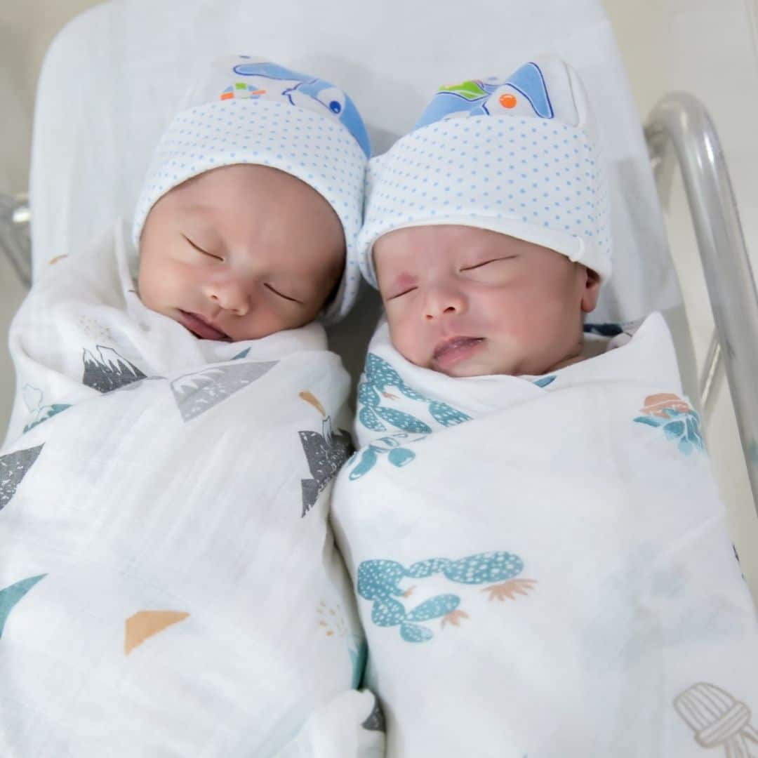 Swaddles: How Many is Too Many? | Twiniversity #1 Parenting Twins Site