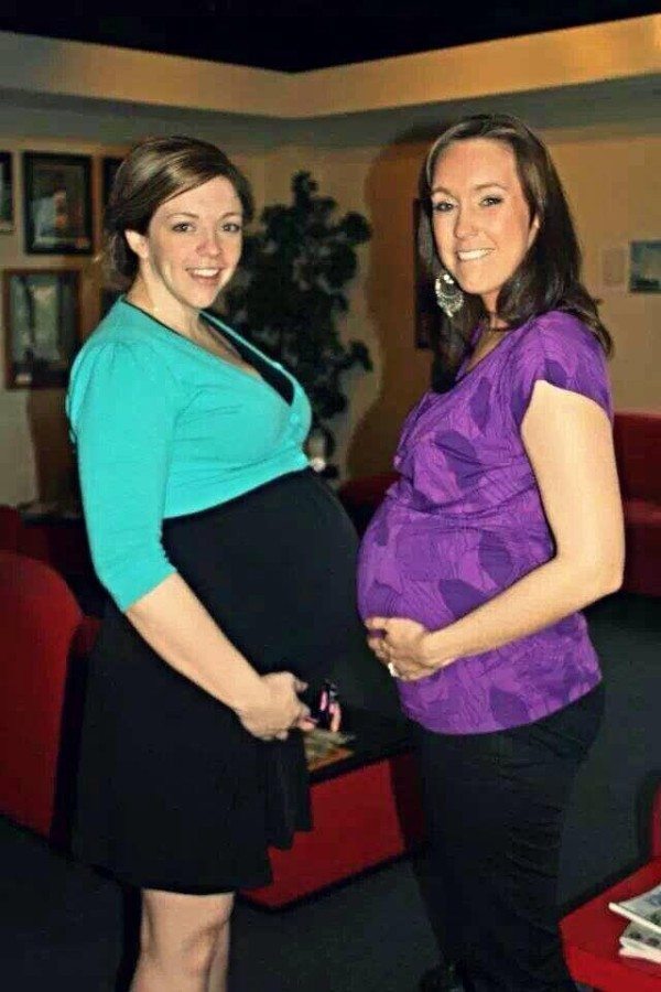 Crazy Twin Pregnancy Moments Youll Never Forget Twiniversity